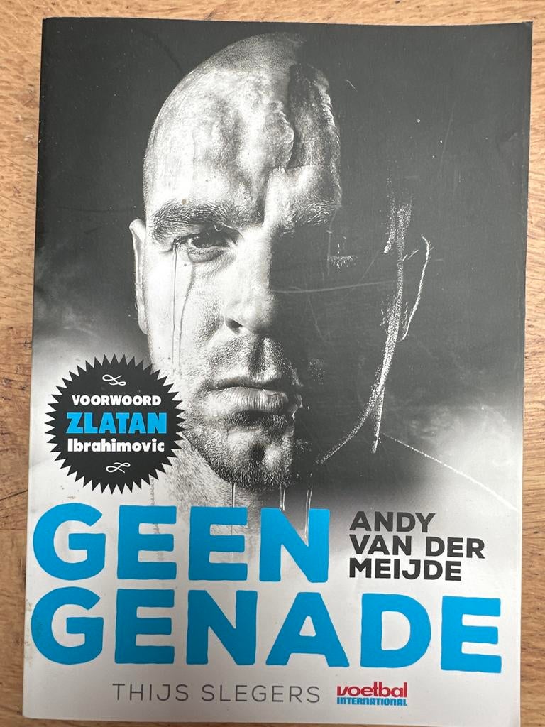 Boek: Geen Genade - Andy van der Meijde (met Zlatan voorwoor, Ophalen of Verzenden, Gelezen
