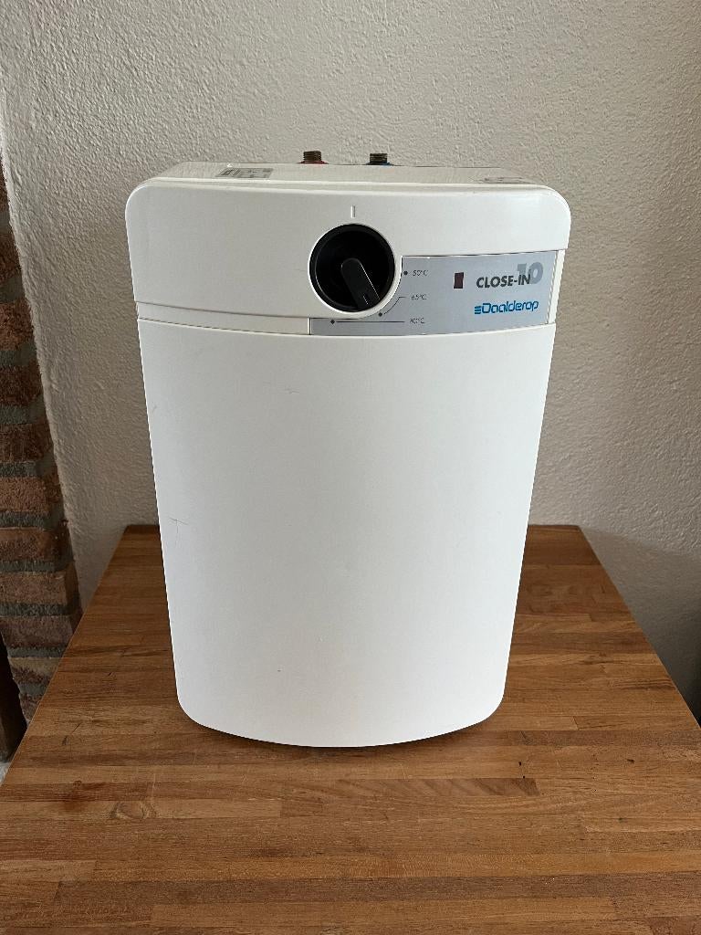 Daalderop close in boiler . 10 liter ., Doe-het-zelf en Verbouw, Geisers en Boilers, Ophalen, Gebruikt, Aardgas, Boiler