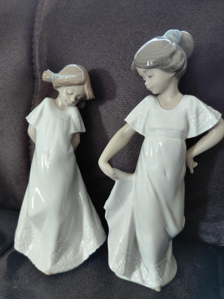 Nao beeldjes, Ophalen