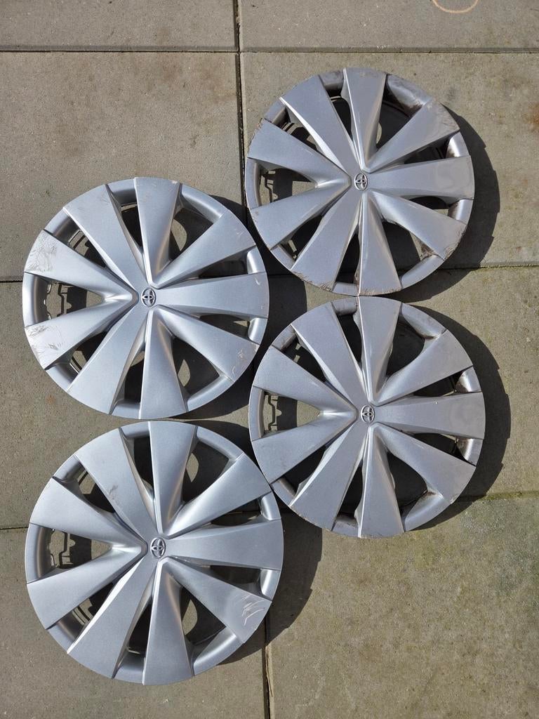Toyota wieldoppen 14 inch, Auto diversen, Wieldoppen, Ophalen of Verzenden, Gebruikt