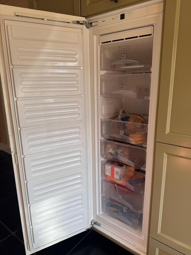 Inbouw vriezer Atag 178 hoog, Gebruikt, Minder dan 60 cm, 160 cm of meer, Inbouw