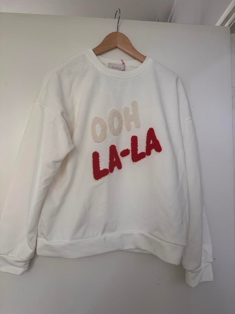 Nieuwe Azara sweater 'Ooh la la' - Gebroken wit/rood, Kleding | Dames, Ophalen of Verzenden, Nieuw, Maat 38/40 (M), Wit