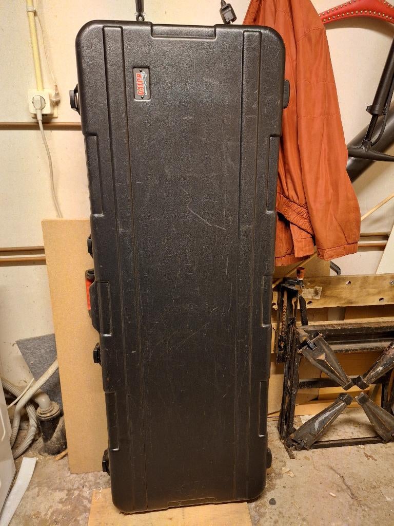 TE KOOP: GATOR FLIGHTCASE, Ophalen, Gebruikt, Keyboard of Synthesizer, Flightcase
