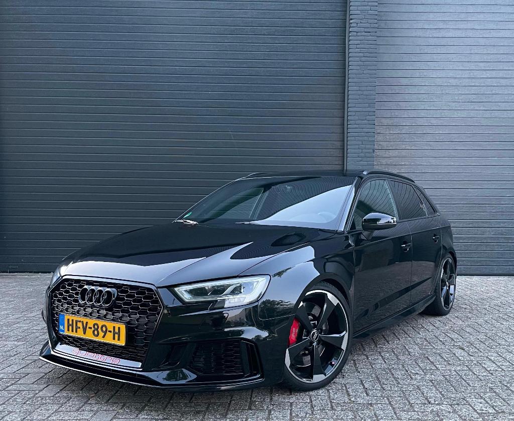 Audi RS3 Sportback 2.5 TFSI Quattro | Pano | B&O |, Auto's, Audi, Automaat, RS3, 1505 kg, Zwart