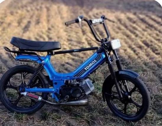 GEZOCHT tomos ( mag een opknapper zijn ), Fietsen en Brommers, Brommers | Tomos, Ophalen, Zo goed als nieuw, Overige modellen