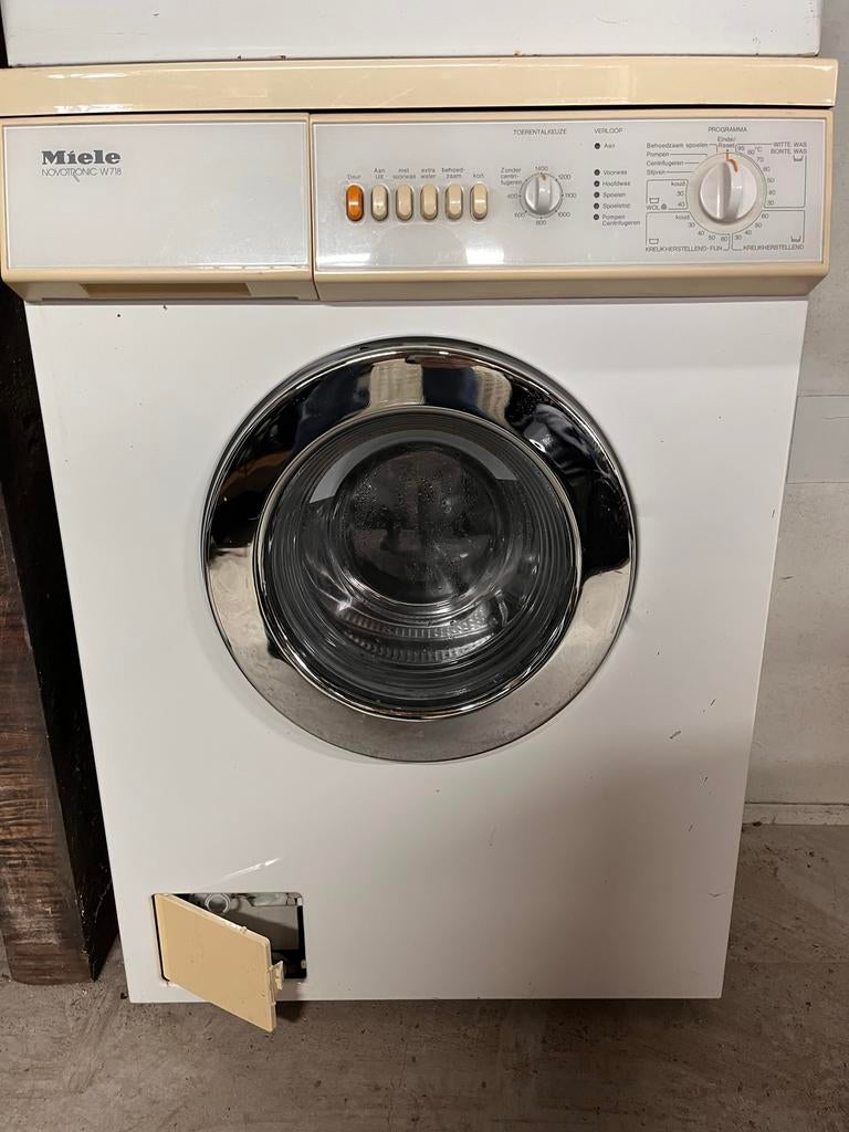 Miele Novotronic W718 Wasmachine - Betrouwbaar en Degelijk, Witgoed en Apparatuur, Wasmachines, Gebruikt, Voorlader, 6 tot 8 kg