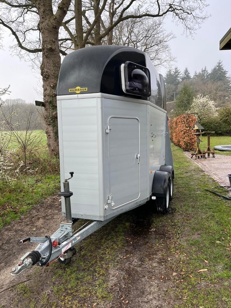 Humbaur Single Alu zadelkamer
Paardentrailer, Ophalen, Aluminium