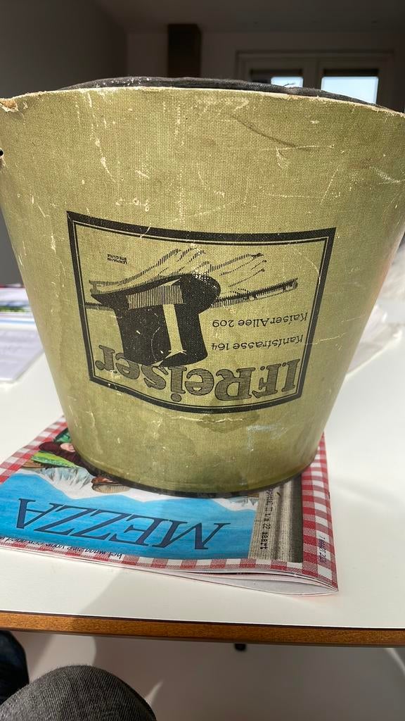 Antieke zeldzame hoge hoedendoos, Antiek en Kunst, Ophalen of Verzenden