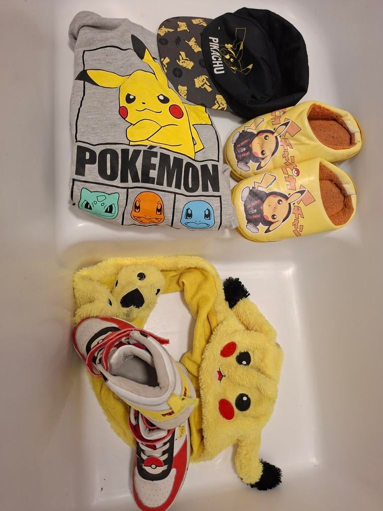 Pikachu kleding, Ophalen of Verzenden