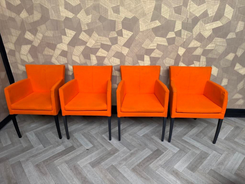 4 montis eetkamerstoelen, Ophalen of Verzenden, Zo goed als nieuw, Overige kleuren, Stof