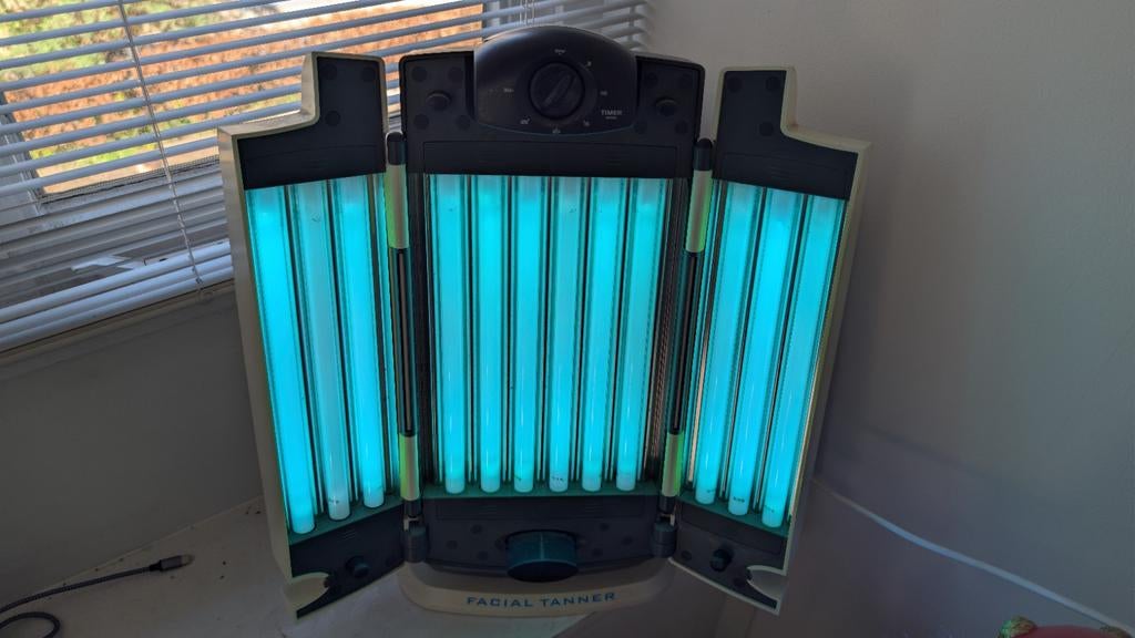 Gezichtsbruiner - Zo goed als nieuw met nieuwe lampen, Witgoed en Apparatuur, Zonnebanken en Gezichtsbruiners, Zo goed als nieuw