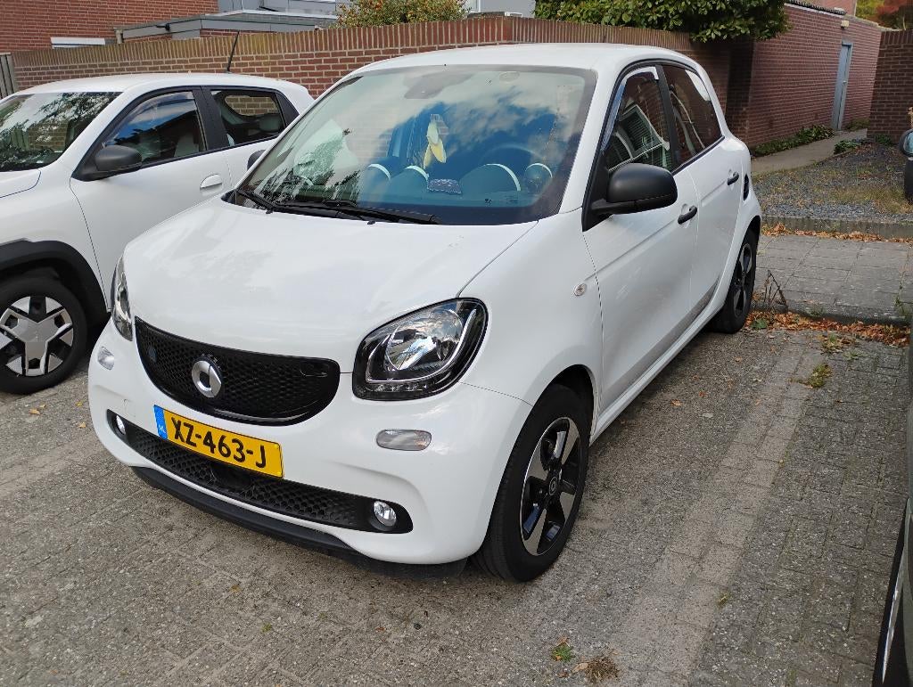 Smart ForFour Electric Drive 82pk Aut. 2019 Wit, Automaat, 4 stoelen, 43 €/maand, Wit