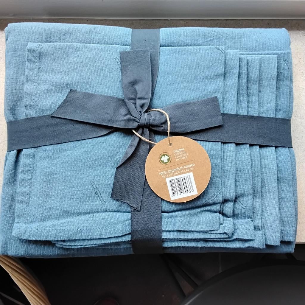 Tafellinnen set. Tafelkleed met 6 servetten. Nieuw, Ophalen of Verzenden, Nieuw, Rechthoek