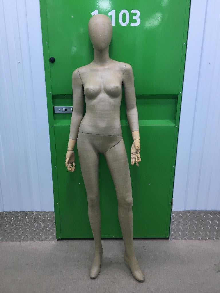 Etalagepop "Hans Boodt" vrouw paspop, Ophalen of Verzenden, Gebruikt, Paspop