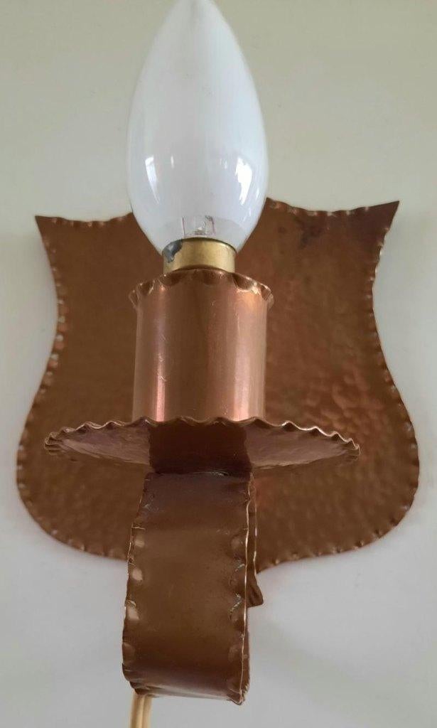 Amsterdamse school antiek gehamerd rood koper wandlampje, Ophalen of Verzenden, Gebruikt, Overige materialen