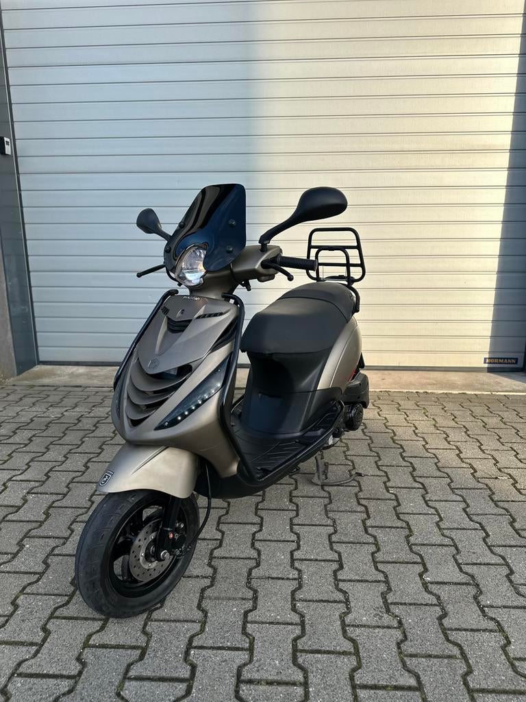 Piaggio Zip Brom full option, Ophalen, Zo goed als nieuw, Benzine, Zip