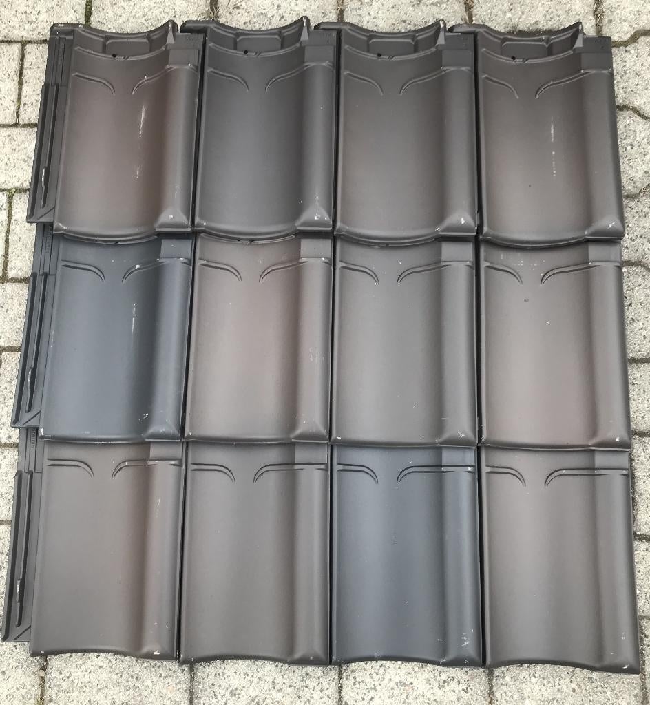 Wienerberger VHV Zwartbruin dakpannen ca 80 m2 opruiming, Ophalen, 15 m² of meer, Dakpannen, Overige kleuren