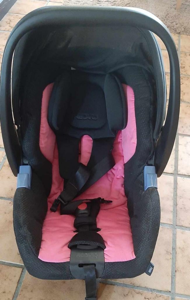 Recaro baby  Autostoel, Kinderen en Baby's, Autostoeltjes, Overige merken, Autogordel, Ophalen of Verzenden, Zo goed als nieuw