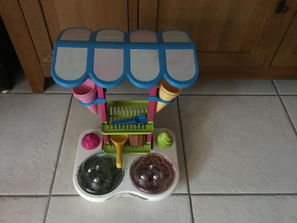 Ijskraampje, speelgoed bij zandtafel, Ophalen of Verzenden, Zo goed als nieuw