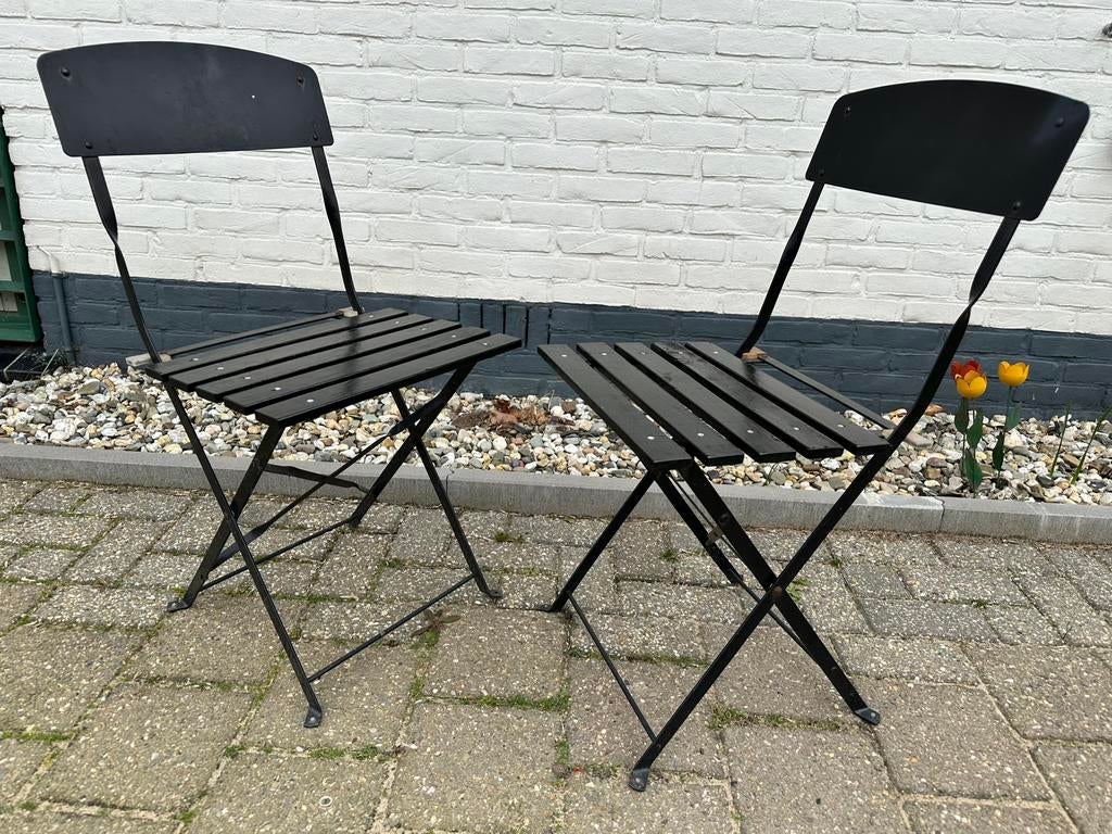 Twee bistro stoelen, Ophalen, Gebruikt, Hout