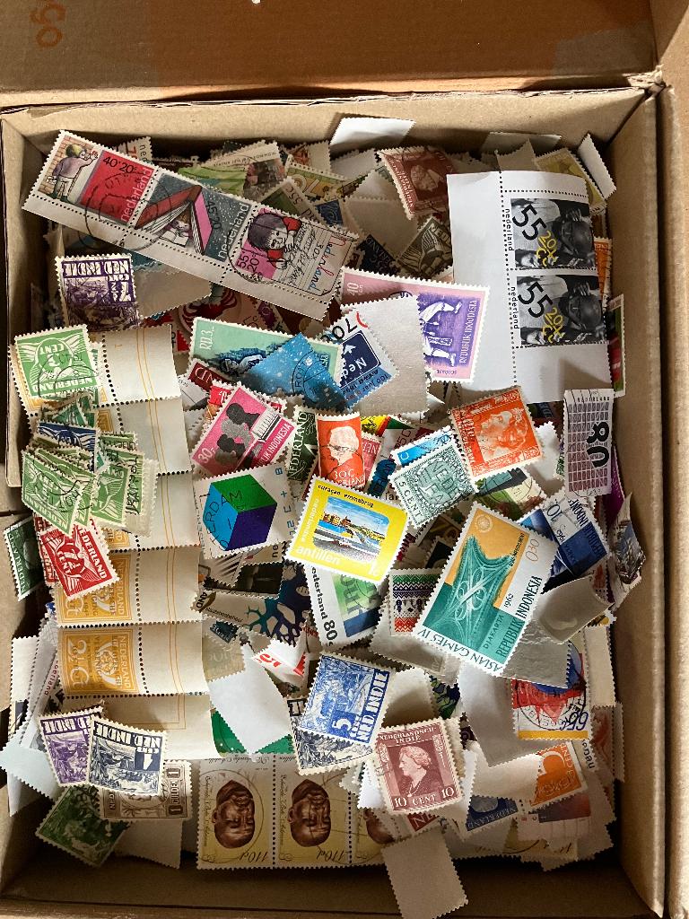 GIGA partij postzegels Nederland en Overzee, Ophalen of Verzenden, Gestempeld