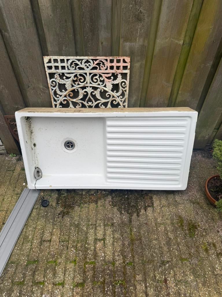 Antieke porseleinen gootsteen, Antiek en Kunst, Antiek | Porselein, Ophalen