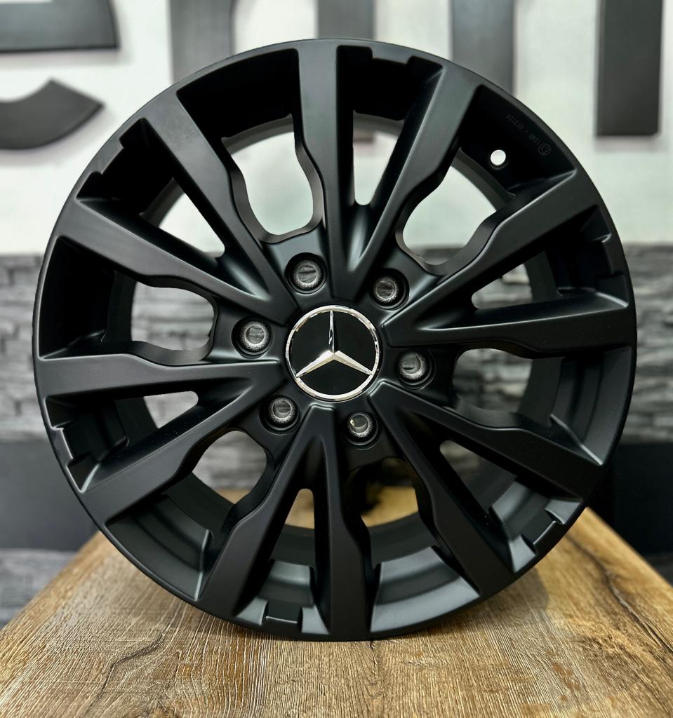 Mercedes Sprinter Crafter 17 inch 6x130 matzwart verzwaard!, Niet ingevuld, Bestelwagen, Velg(en), Niet ingevuld