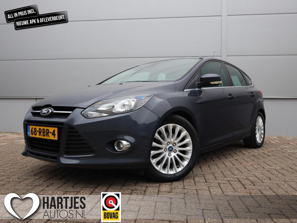 Ford Focus 1.6 EcoBoost First Edition 150pk (Vol-Opties!), Gebruikt, Zwart, 4 cilinders, Leder en Stof
