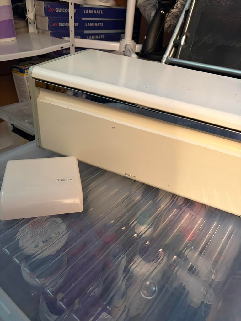 Brabantia broodtrommel en wc rol houder, Ophalen of Verzenden, Gebruikt