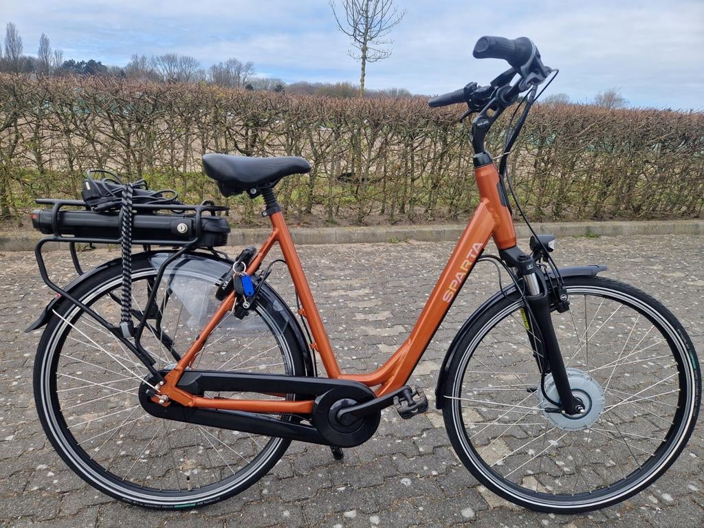 Elektrische fiets Sparta A-lane  (Zo goed als nieuw), Fietsen en Brommers, Fietsen | Dames | Damesfietsen, Ophalen, Zo goed als nieuw