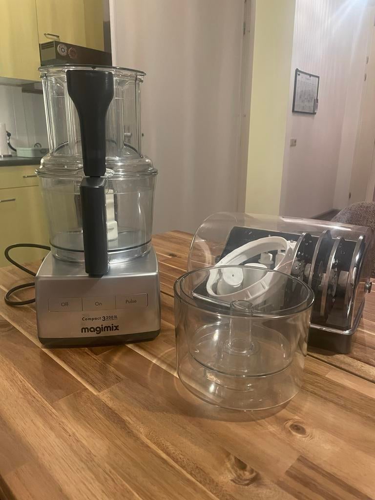 Magimix Compact 3200 XL Keukenmachine - Complete Set, Ophalen, Zo goed als nieuw, 2 tot 3 liter, Vaatwasserbestendig