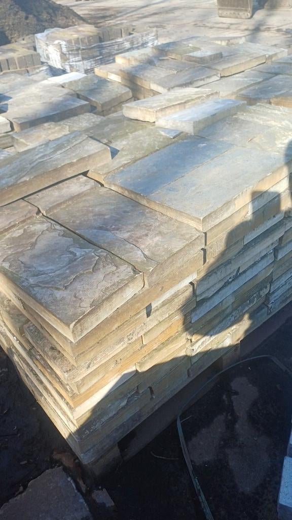 Natuursteen tegels ca 45 m2 prijs 40 per m2, Gebruikt, Ophalen of Verzenden, Terrastegels, Natuursteen