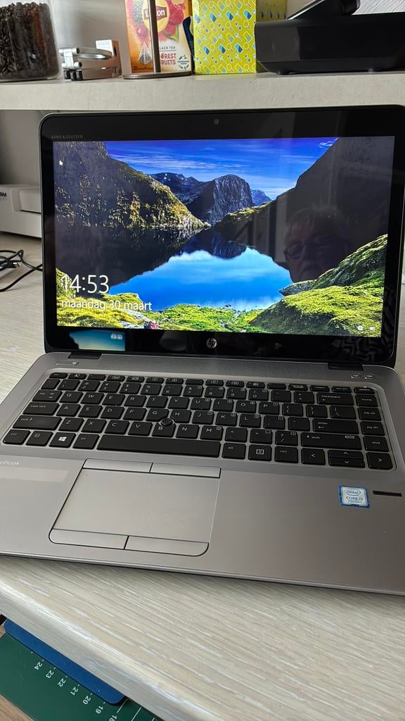 HP EliteBook 840 / 8 GB / SSD, Gebruikt, 2 tot 3 Ghz, Qwerty, 8 GB