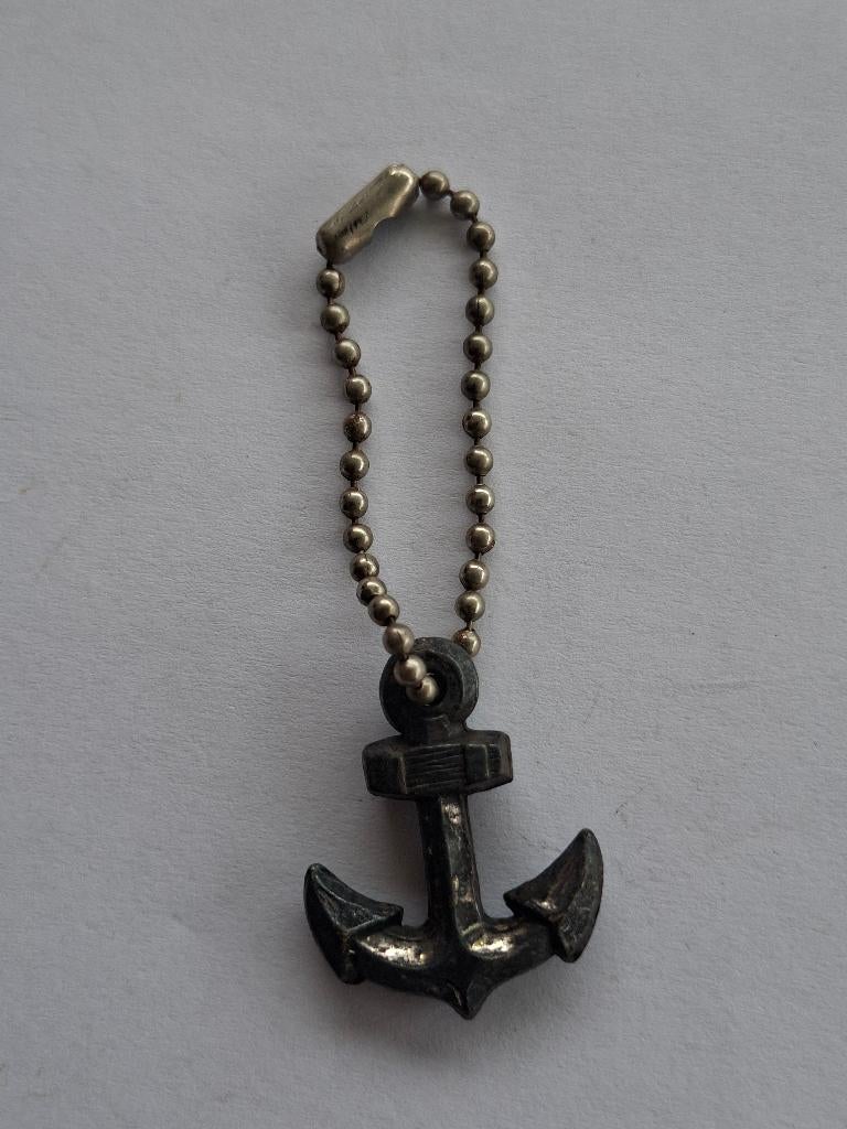 Sleutelhanger anker, Ophalen