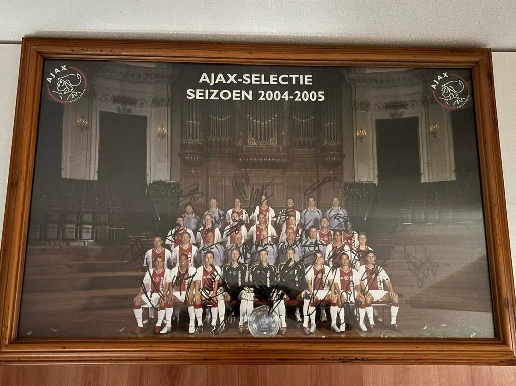 Gesigneerde Ingelijste poster van Ajax selectie2004-2005, Ophalen of Verzenden, Zo goed als nieuw, Ajax, Poster, Plaatje of Sticker