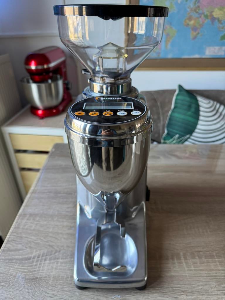 Quamar m80e koffiemolen in top staat, Witgoed en Apparatuur, Koffiemachine-accessoires, Ophalen, Zo goed als nieuw