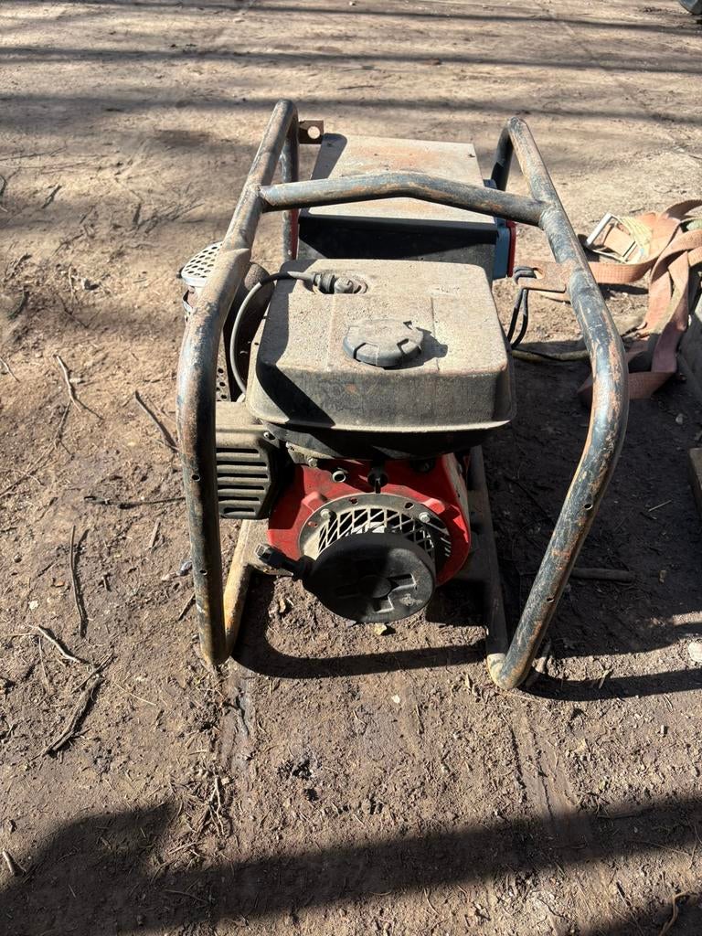 Mosa benzine las aggregaat 220v 380v, Ophalen, Zo goed als nieuw