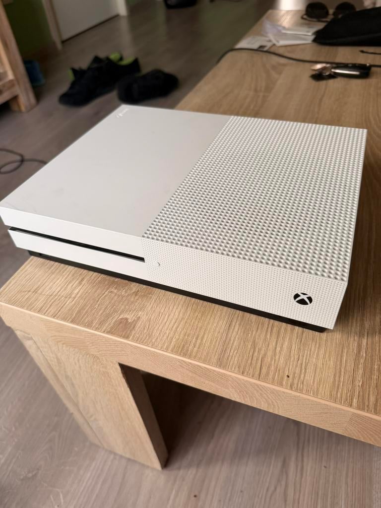 Xbox one s 1tb, Spelcomputers en Games, Spelcomputers | Xbox One, Ophalen, Met games, Xbox One S, Zo goed als nieuw