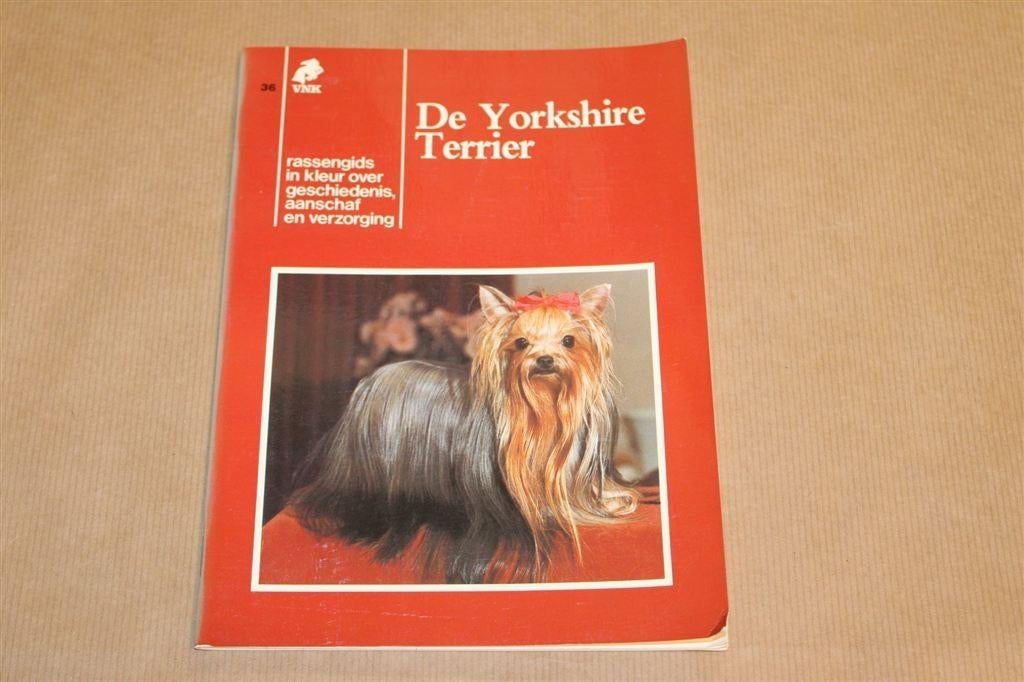 VNK Rassengids — Yorkshire Terrier [1982], Boeken, Ophalen of Verzenden, Gelezen