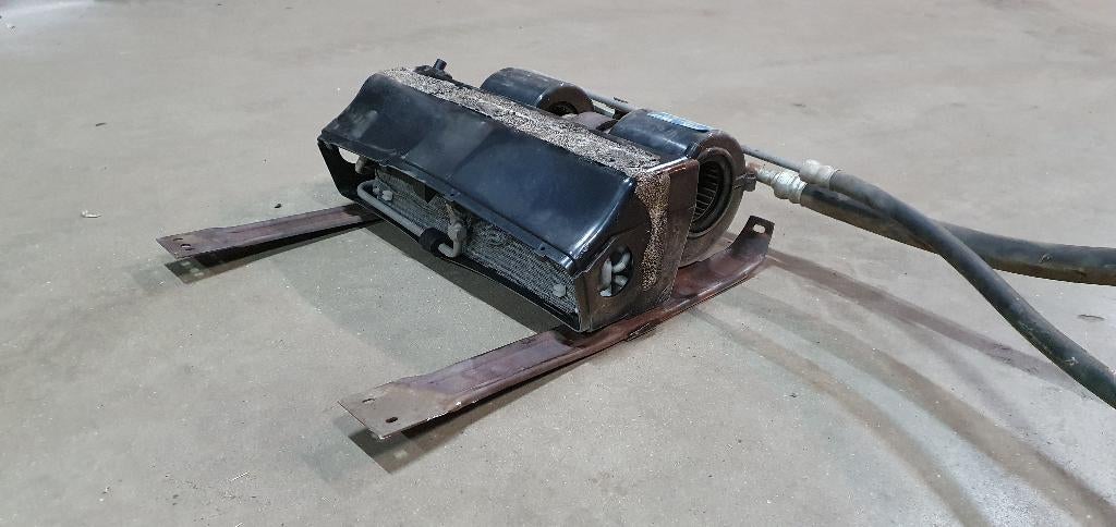 1973-1991 Chevrolet Suburban achterste airco-unit, Ophalen, Gebruikt, Chevrolet