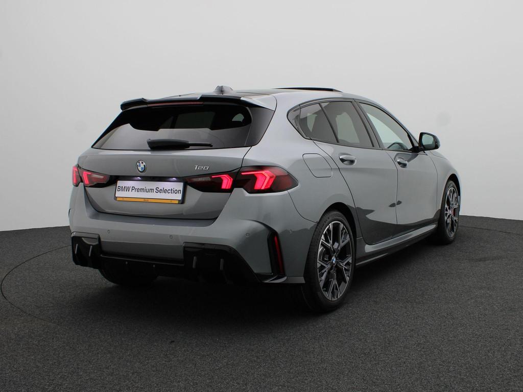 BMW 1 Serie 120 M Sportpakket Pro | Premium Pack | Stuurwiel, Stof, Met garantie (alle), Origineel Nederlands, Bedrijf