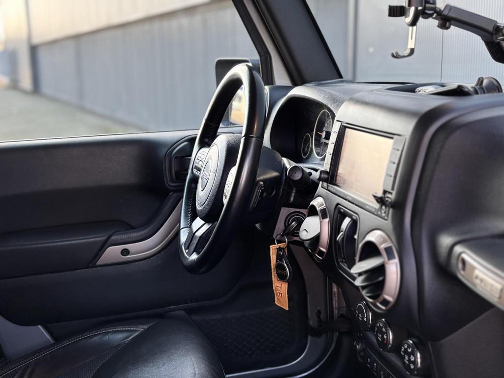 Jeep Wrangler Unlimited 2.8CRD 75th Anniversary | Grijs Kent, Auto's, Automaat, Gebruikt, 4 cilinders, Bedrijf