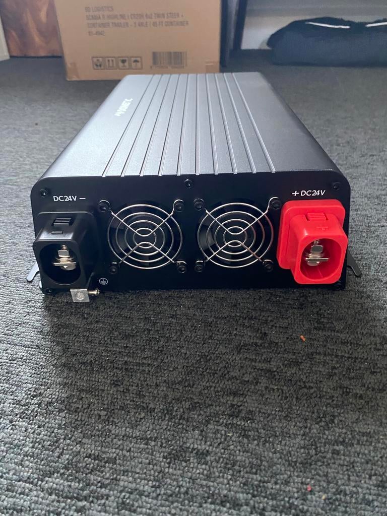 Dometic zuivere sinus omvormer 24 volt - 220 volt 2000 watt, Ophalen of Verzenden, Nieuw, Overige merken, Elektronica en Kabels