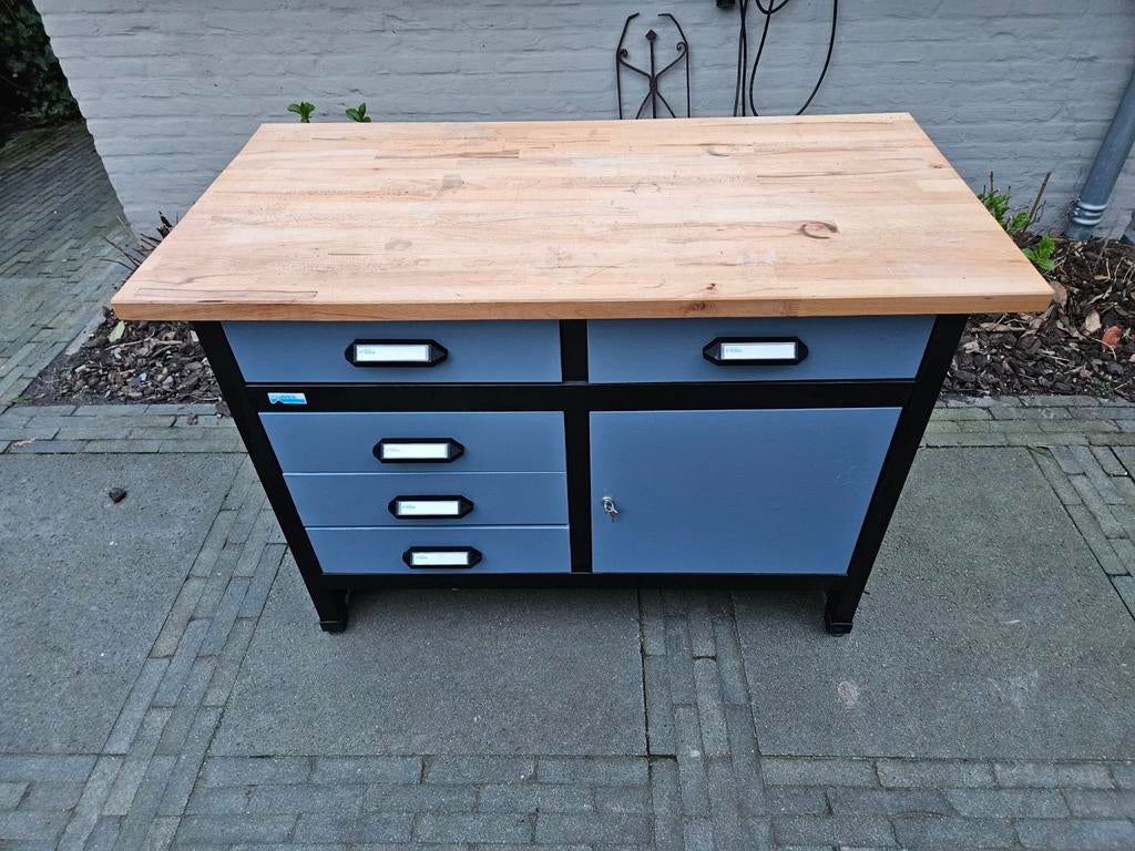 Werkbank Küpper, Ophalen, Gebruikt