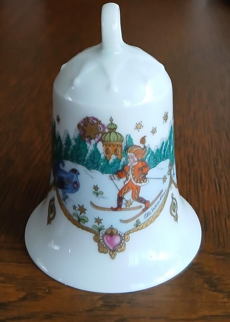 Hutschenreuther Kerstklokje thema "Im Land der Wälder1981, Ophalen of Verzenden, Zo goed als nieuw
