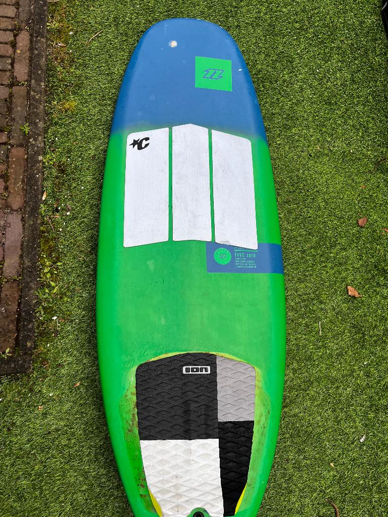 North Nugget 5.3 directional kiteboard - lichtwind topper!, Watersport en Boten, Kitesurfen, Ophalen, Gebruikt, Kiteboard, Directional