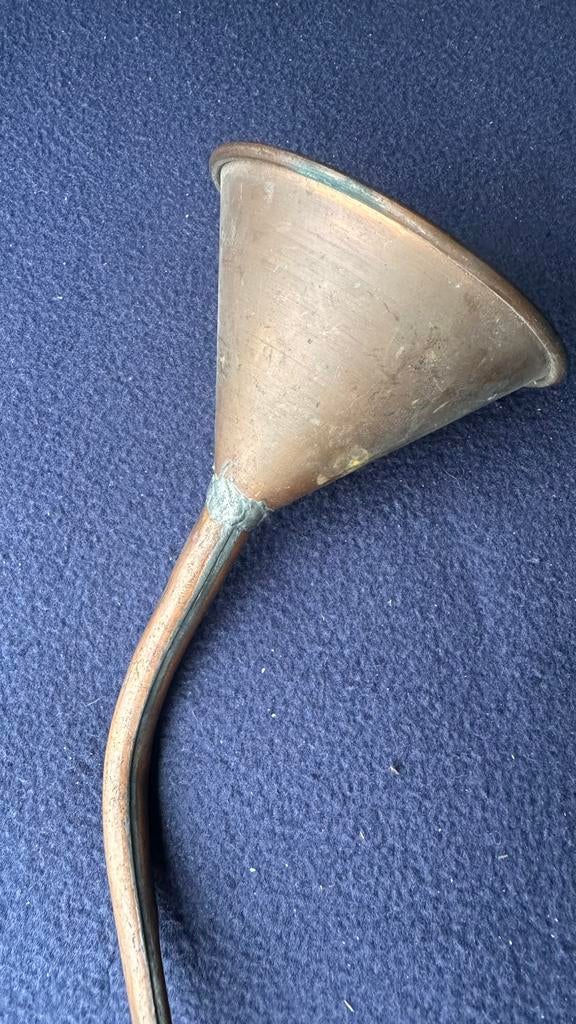 Koperen trechter voor petroleum lampen of olie branders, Geen idee en, Trechter.con, Ophalen of Verzenden, Zo goed als nieuw