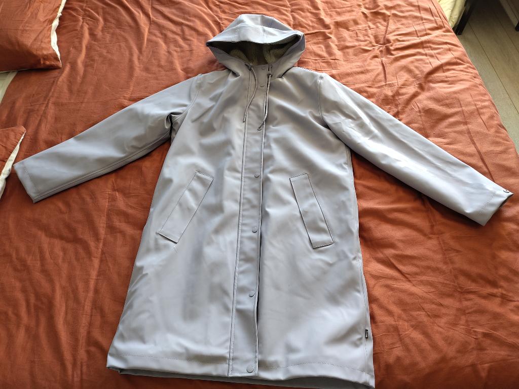 Regenjas met teddy voering, Maat 38/40 (M), Paars, Ophalen of Verzenden, Zo goed als nieuw