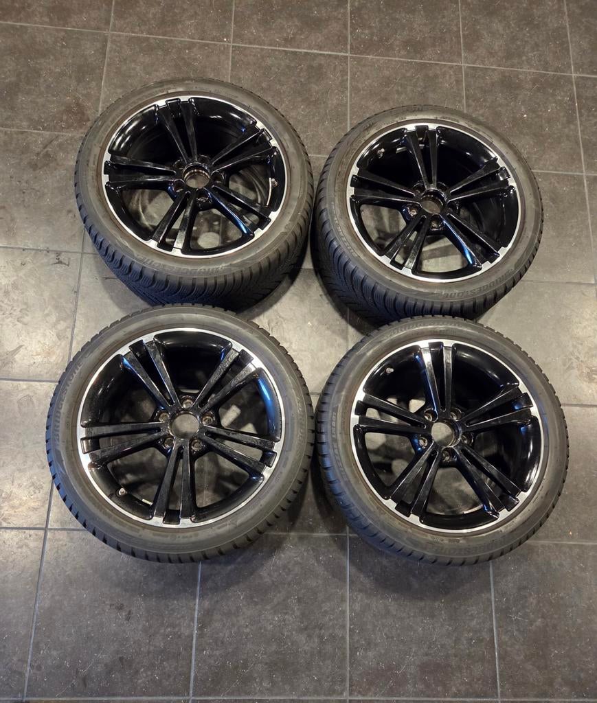 Mercedes A klasse W177 18 inch velgen met nieuwe banden, Auto-onderdelen, Banden en Velgen, Ophalen, 18 inch, Banden en Velgen