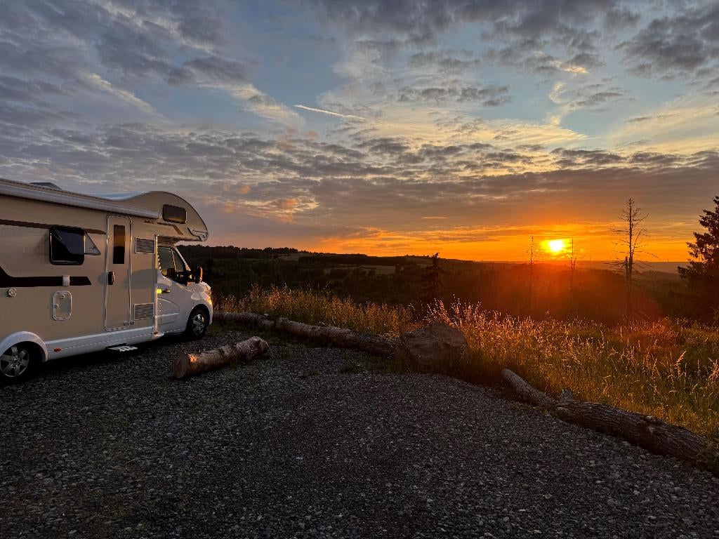 Verhuur je eigen camper via het CamperDeluxe platform, Bedrijf, Treinzit